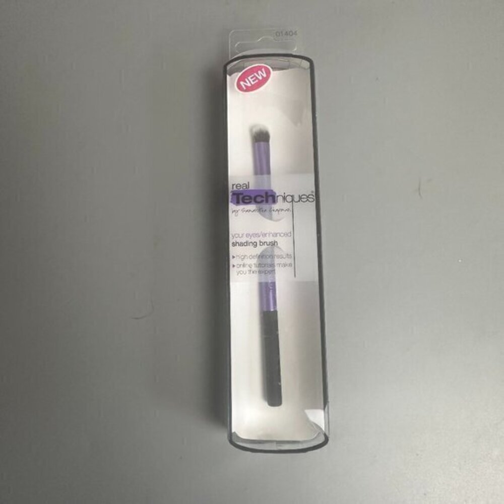 Real Techniques eye shading  Brush purple Sam Chapman‎  Stage makeup high tech